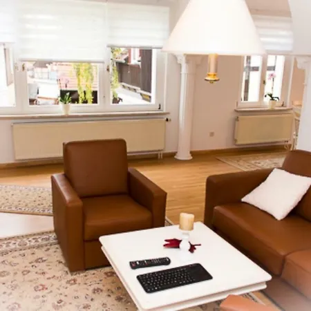 Altstadt Apartament *